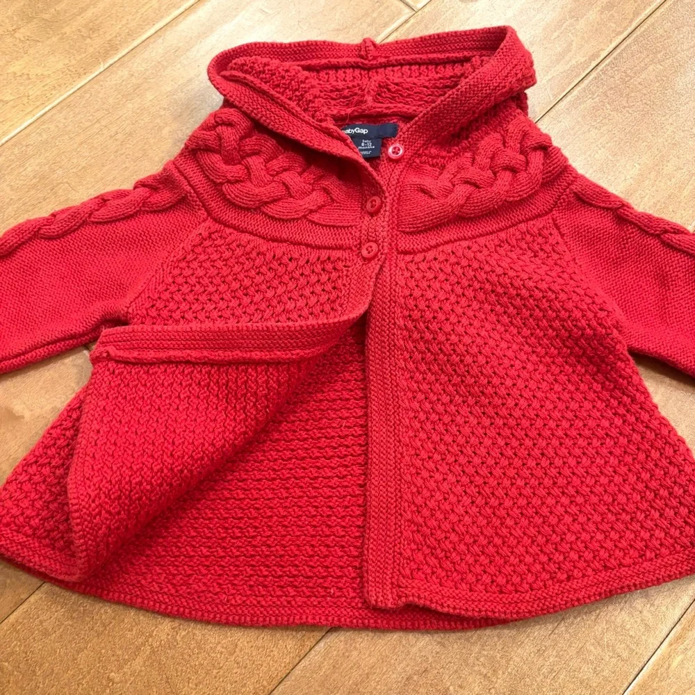 Baby Gap Girls Red Knit Cardigan Sweater w/ Hood Button-up Cotton 6-12 months